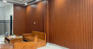 cách để bảo quản tấm ốp tường PVC lam sóng vân gỗ