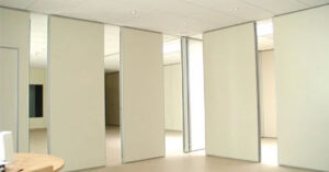 những ưu – nhược điểm của vách ngăn làm từ tấm nhựa PVC